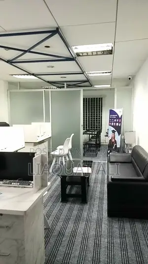 ধানমন্ডি-১ এবং সায়েন্স ল্যাব সংলগ্ন ৫৭০ বর্গফুটের অফিস ভাড়া দেওয়া হবে
