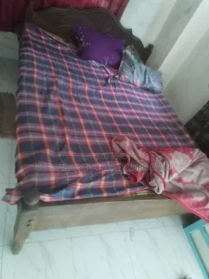 খাট বিক্রয় হবে সেগুন কাঠ নয়