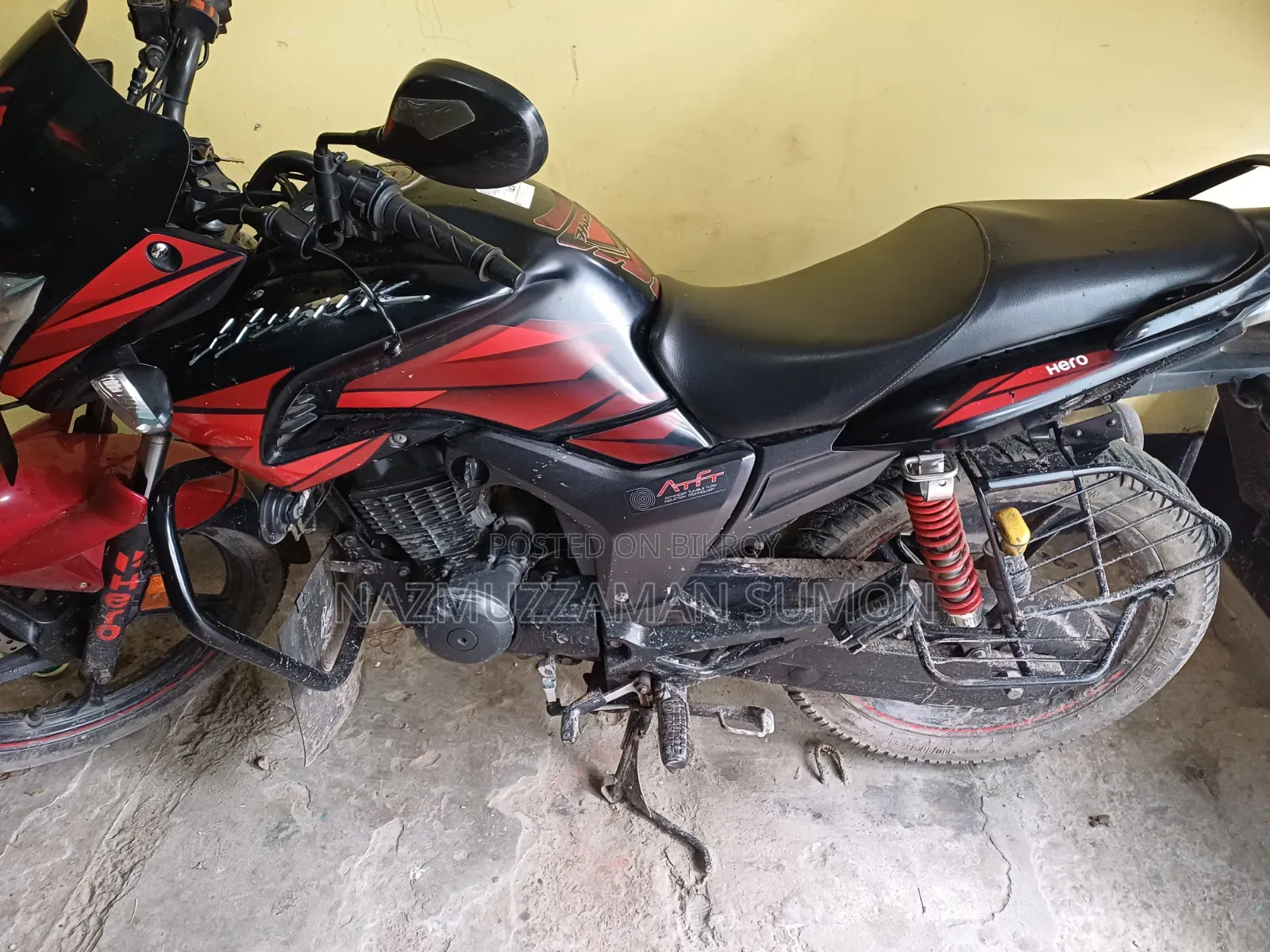 Hero Hunk 2022 Red