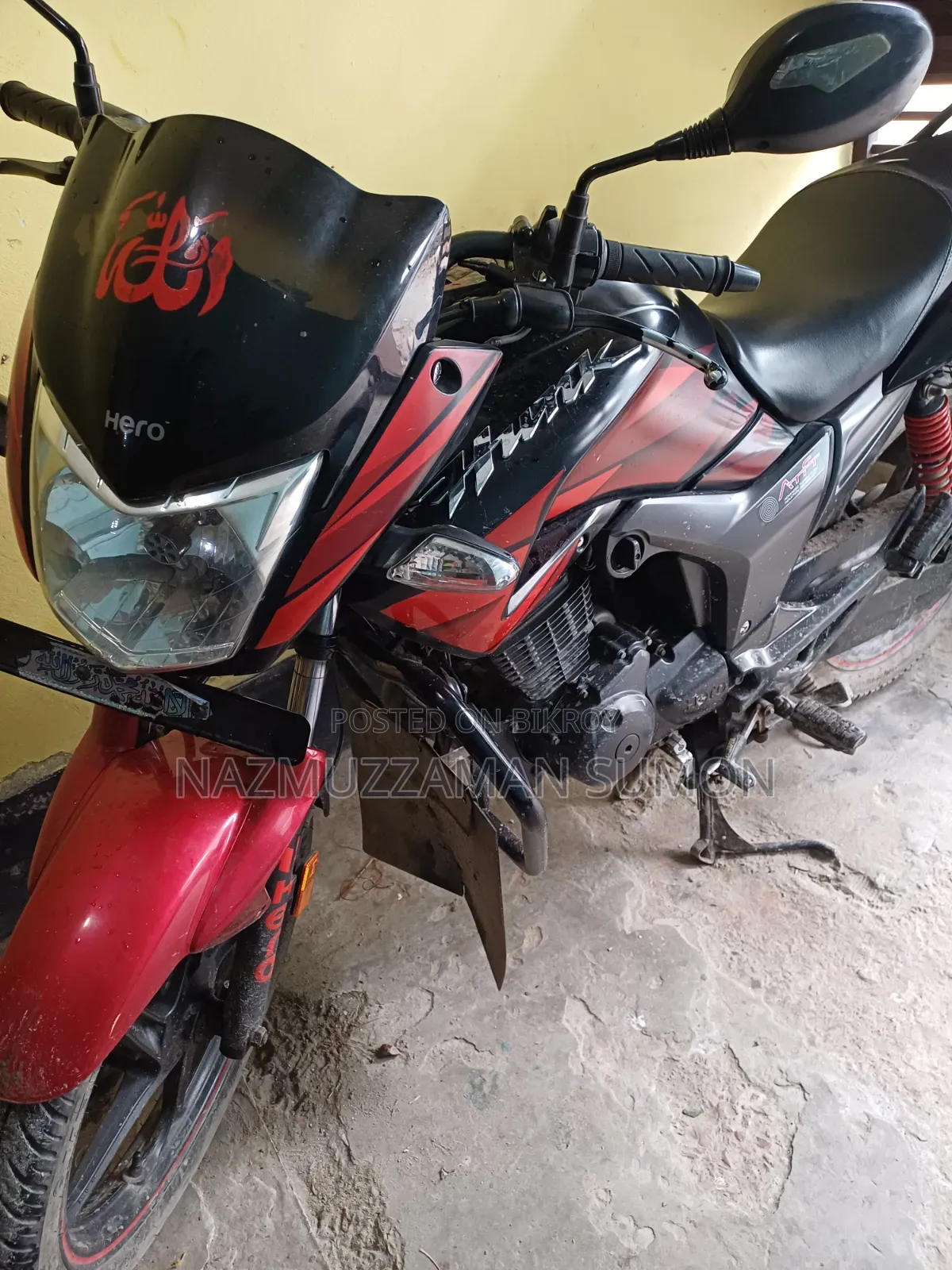 Hero Hunk 2022 Red