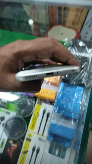 ইনফিনিক্স নোট এজ ১২৮ জিবি গ্রে