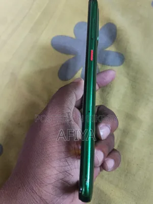 Walton 4 GB Green