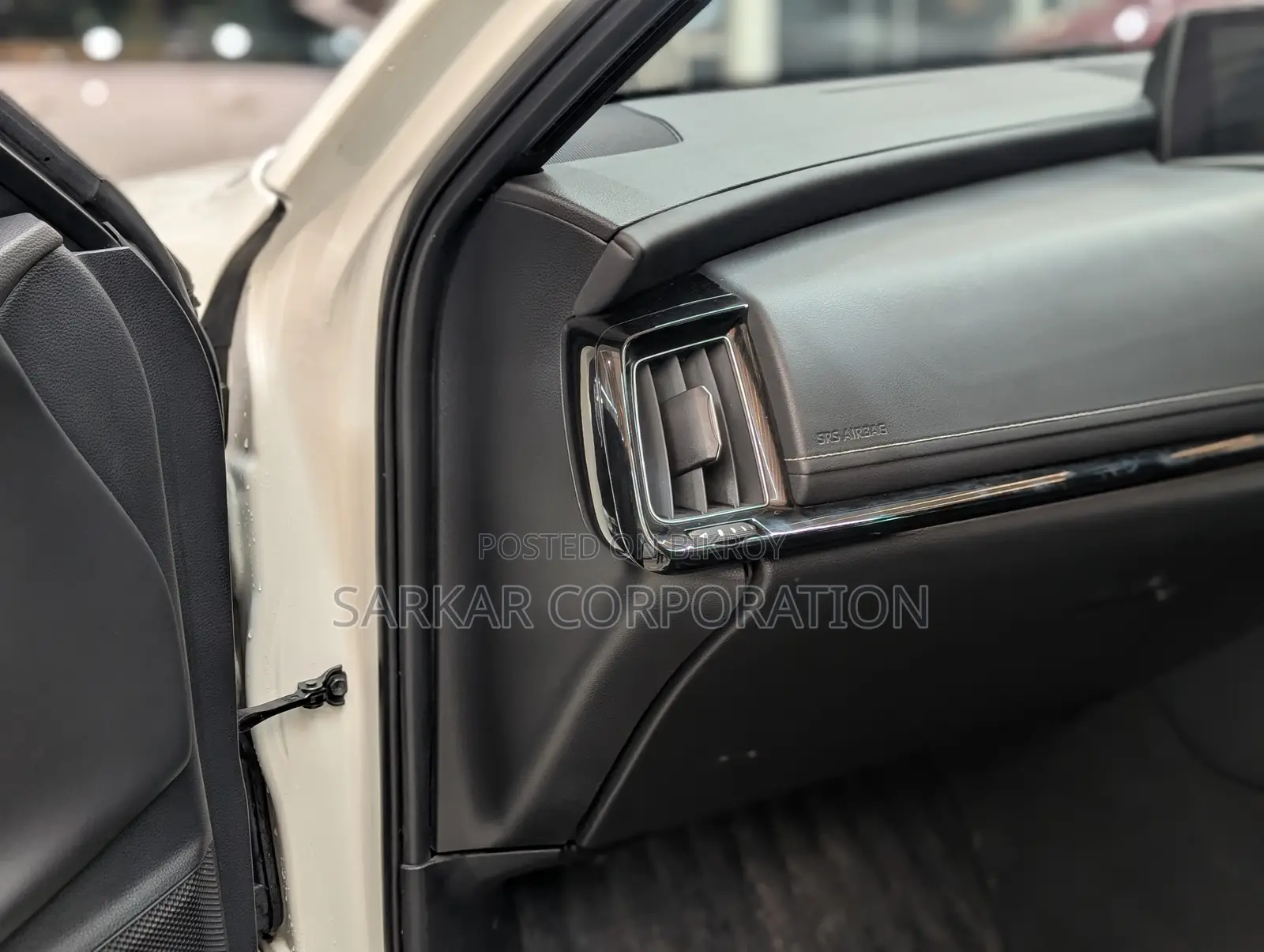 Toyota Crown 2018 Pearl