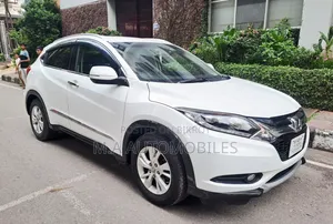 Honda Vezel 2014 Pearl