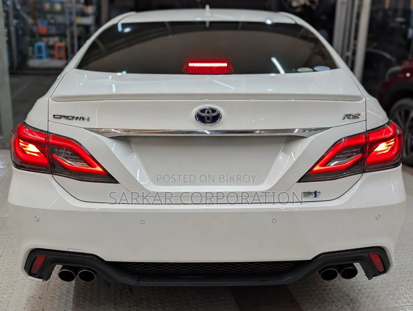 Toyota Crown 2018 Pearl