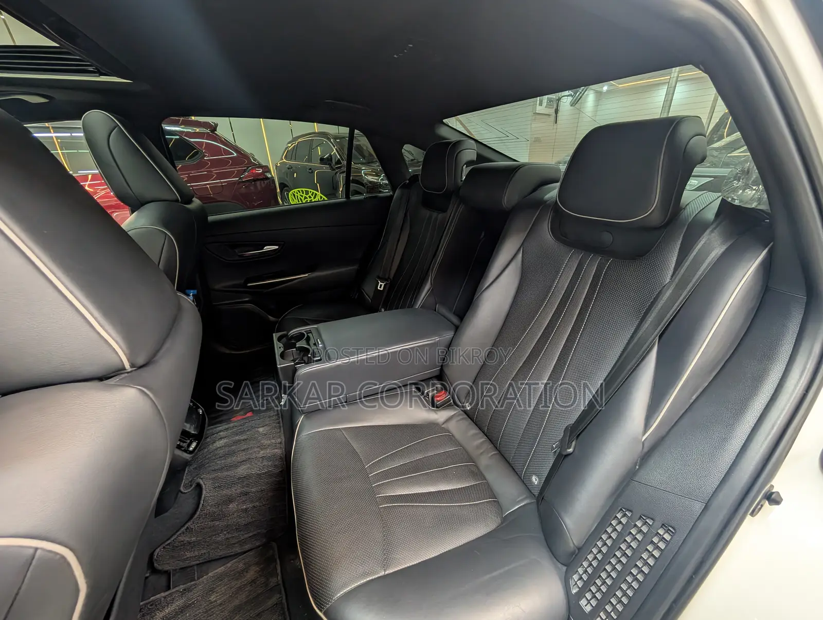 Toyota Crown 2018 Pearl