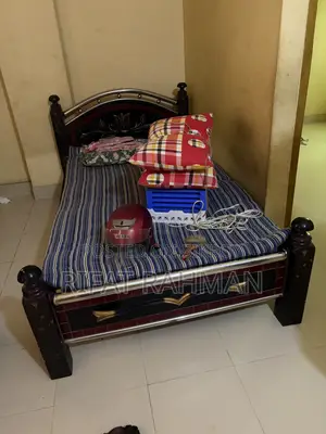 বড় সাইজের সিঙ্গেল খাট