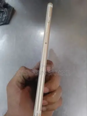 Apple iPhone 6s 32 GB Gold