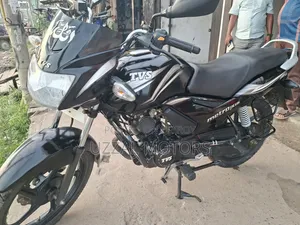 টিভিএস মেট্রো প্লাস ২০১৭ ব্ল্যাক