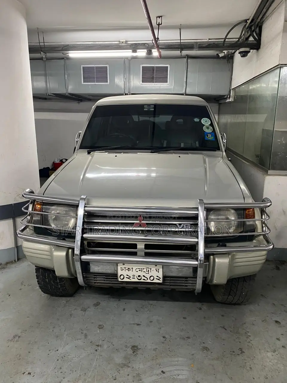 Mitsubishi Pajero 1994 Silver