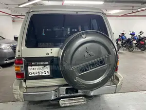 Mitsubishi Pajero 1994 Silver