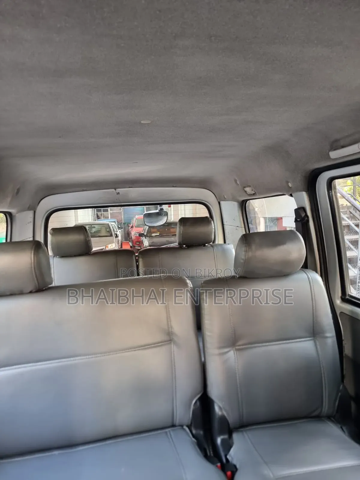 Toyota Noah 2012 White