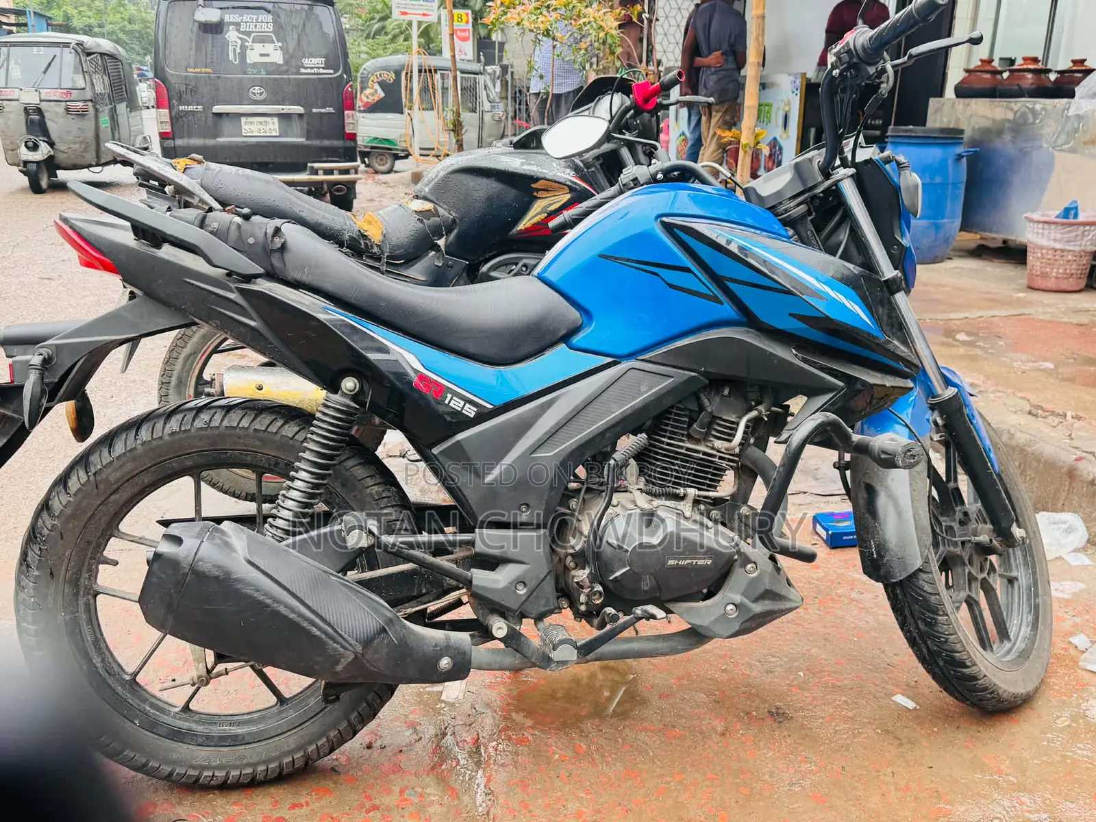 মোটরসাইকেল ২০২২ নীল