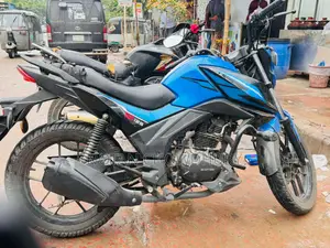 মোটরসাইকেল ২০২২ নীল