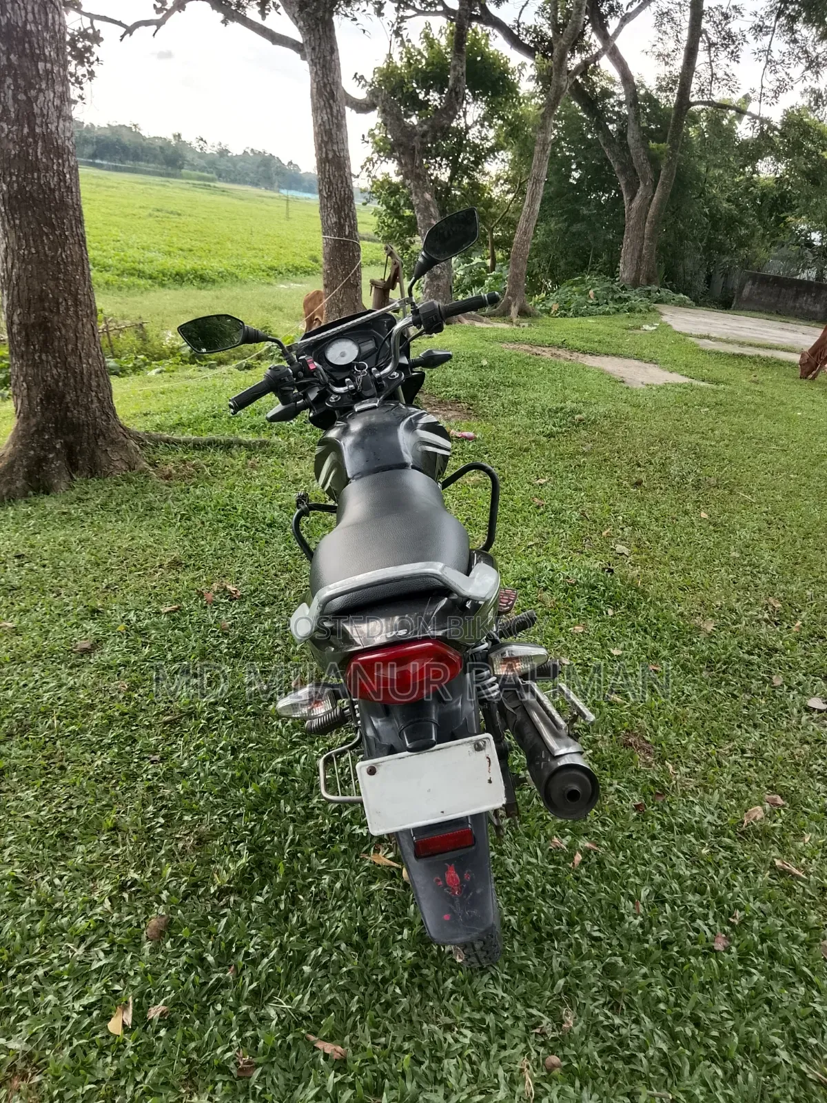 টিভিএস মেট্রো ২০১৭ কালো