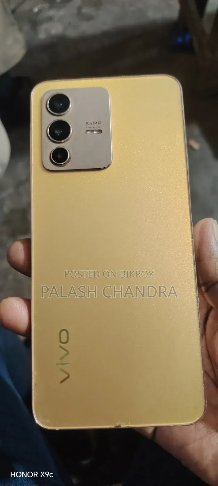 ভিভো ভি২৩ ৫জি ২৫৬ জিবি গোল্ড