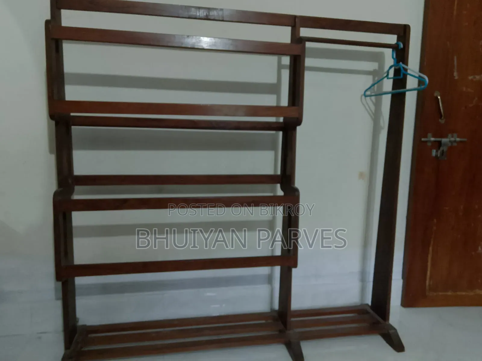 Wooden Alna (Clothes Stand)