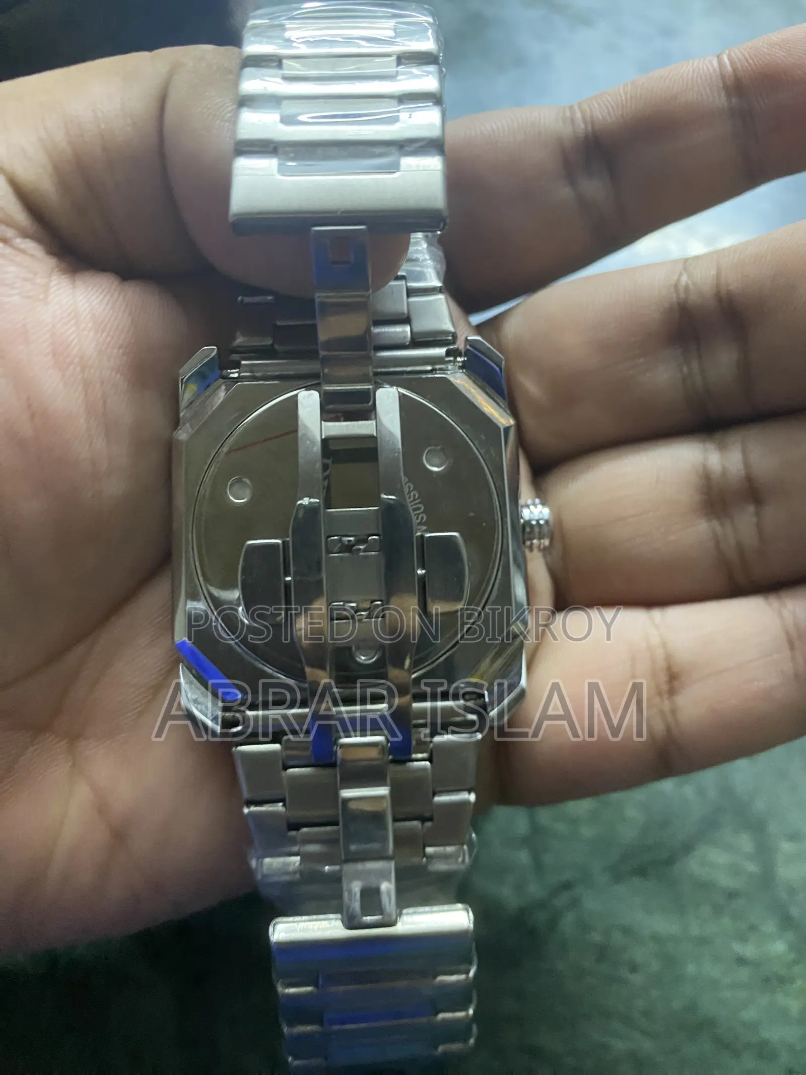 ওয়াচ বিক্রয় করা হবে ফুল নতন