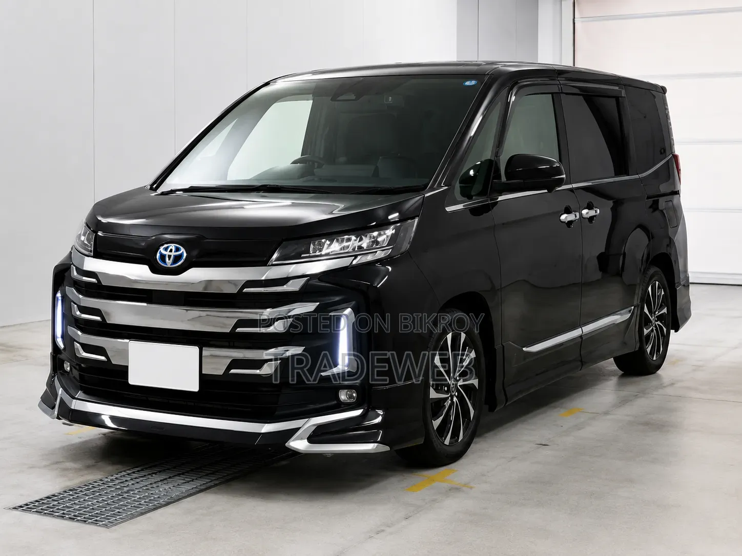 Toyota Noah 2024 Black