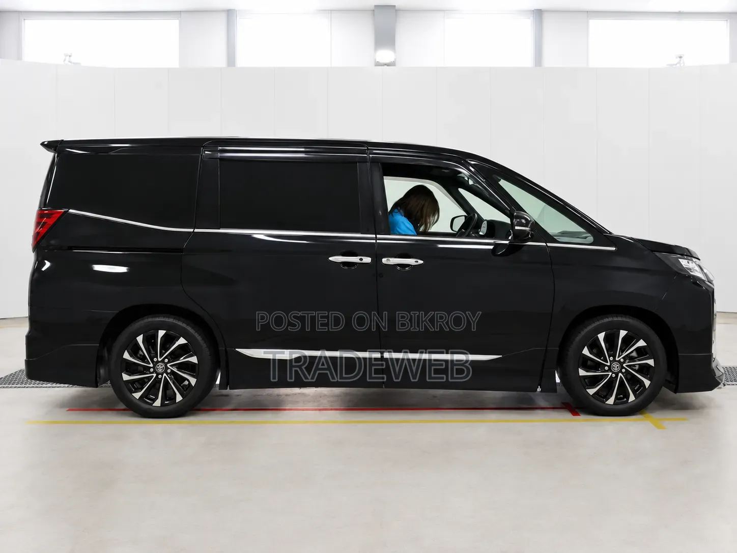 Toyota Noah 2024 Black