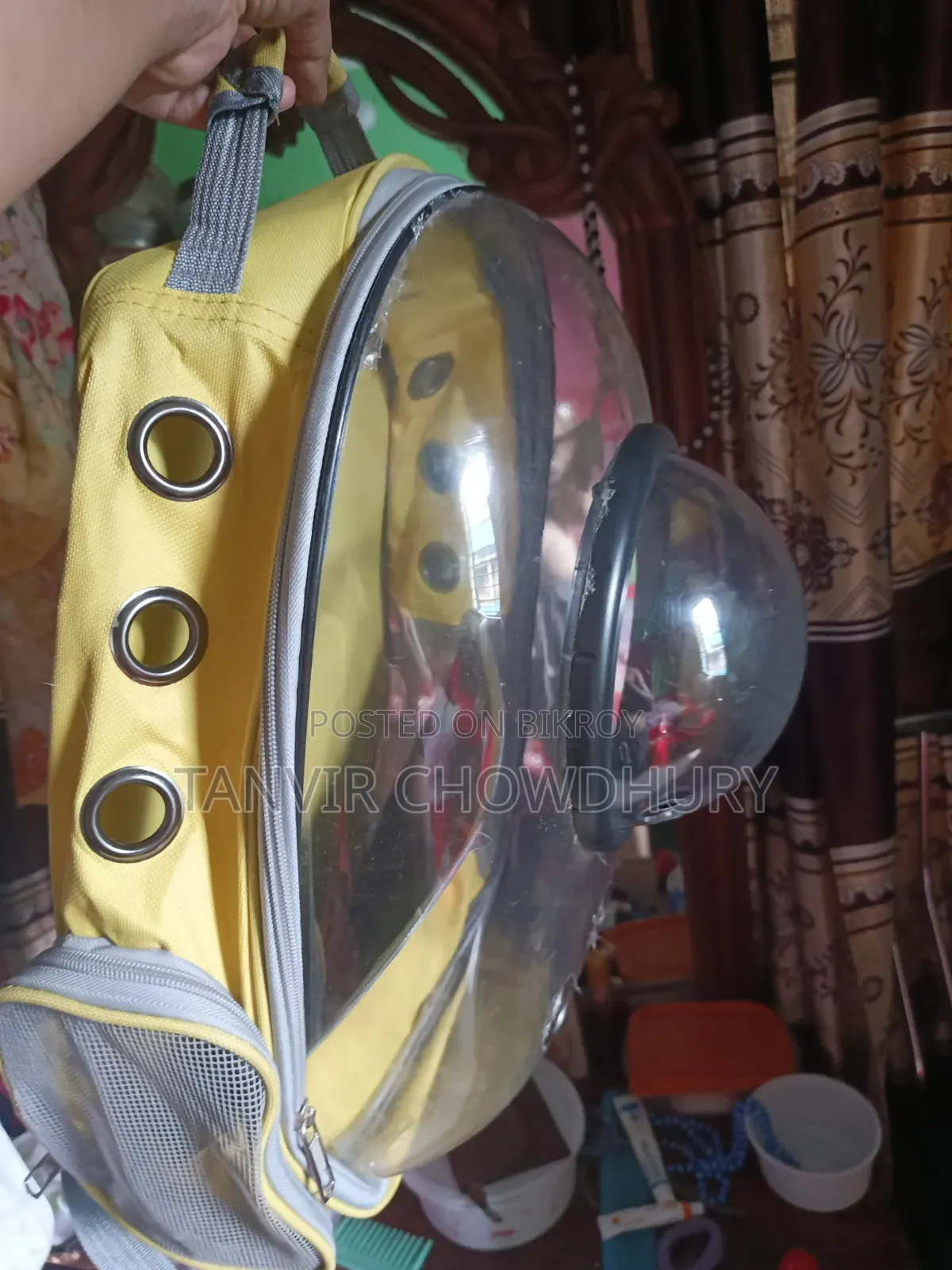 বিড়ালের ক্যারি ব্যাগ