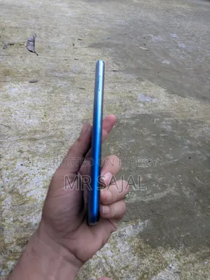 Infinix Hot 10 Play 32 GB Blue