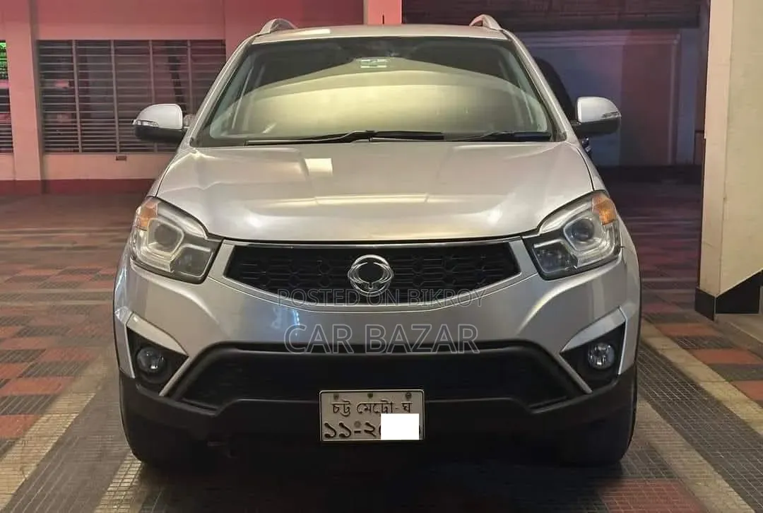 SsangYong Korando 2014 Silver