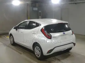 Toyota Aqua 2021 White