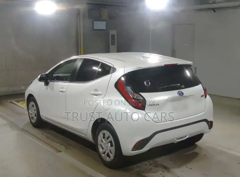 Toyota Aqua 2021 White