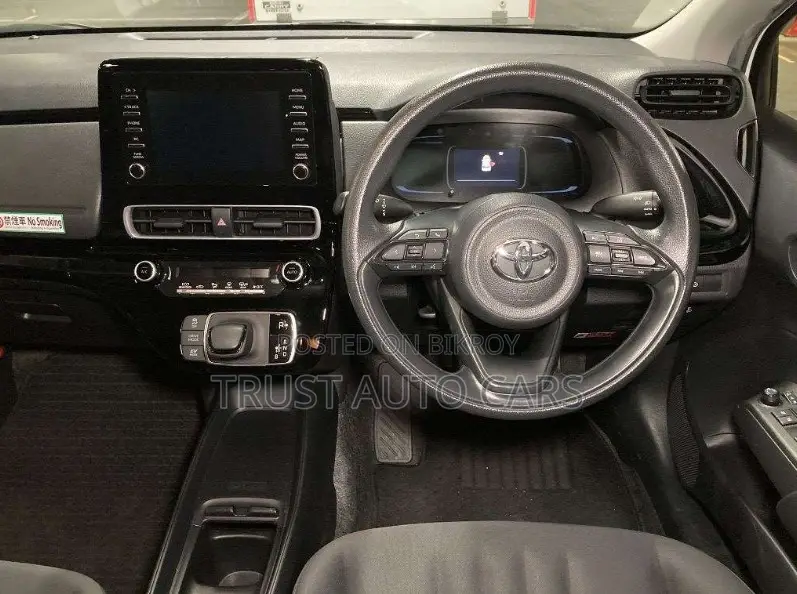 Toyota Aqua 2021 White