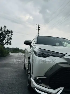 Toyota Corolla Cross 1.8 Hybrid FWD 2022 Pearl
