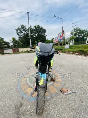 টিভিএস অ্যাপাচে আরটিআর ১৬০ ২ভি ২০১৭ সবুজ
