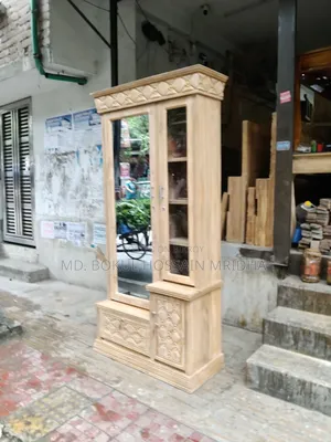 Dressing Table 3*6 Feet, CTG Wood