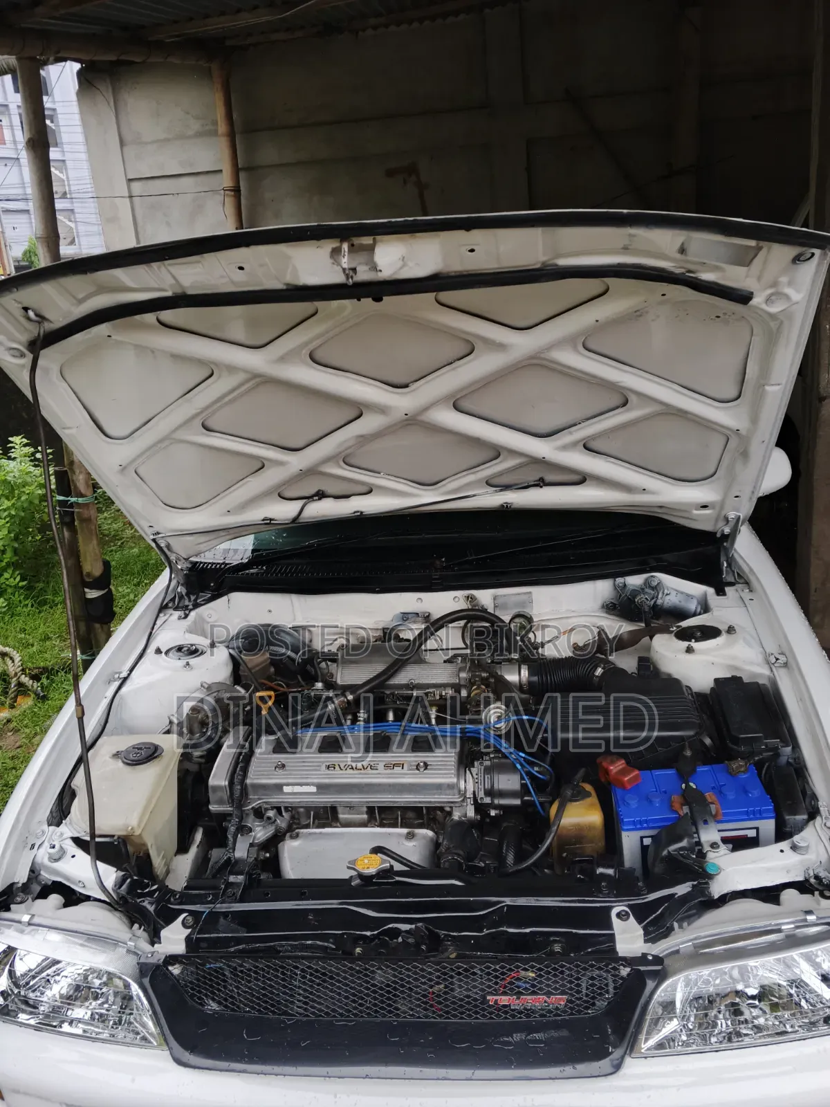 Toyota Corolla Automatic 1994 White