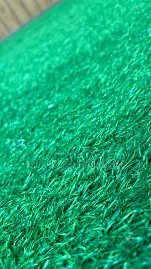 আর্টিফিশিয়াল ঘাস