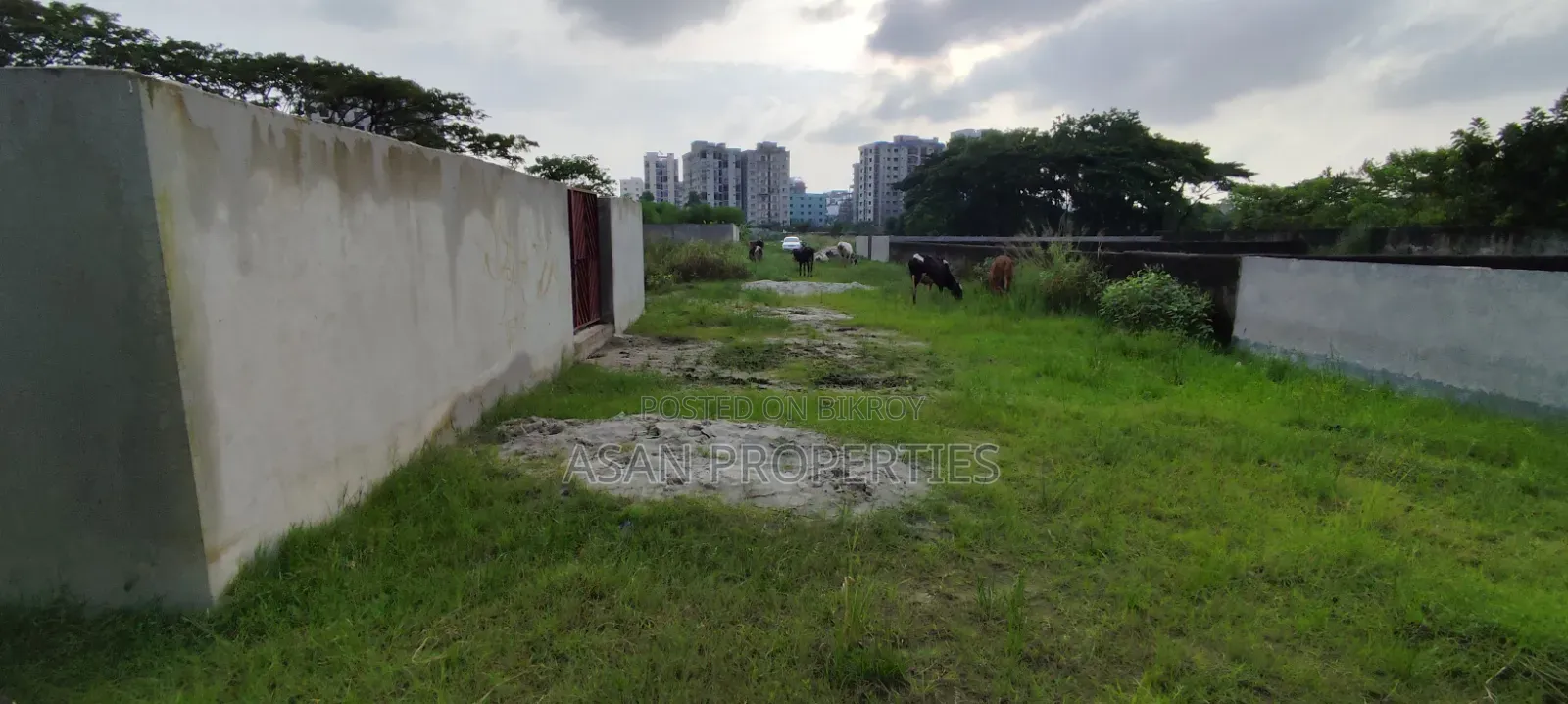 Ashiyan City 5 Katha South Facing Plot for Sale