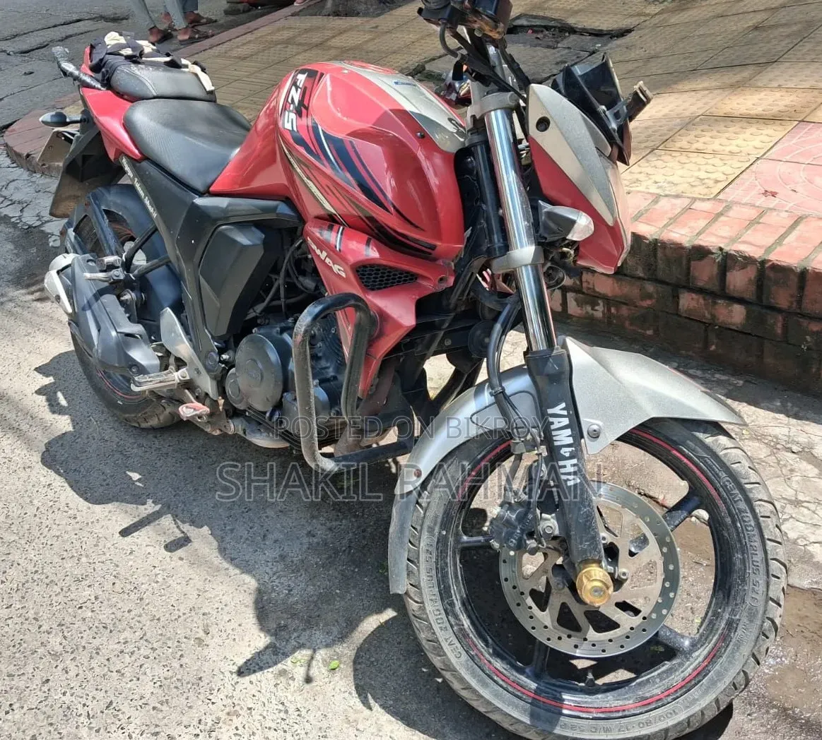 Yamaha FZS V2 2017 Red