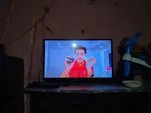 Smart TV 32 Inch Golden Plus