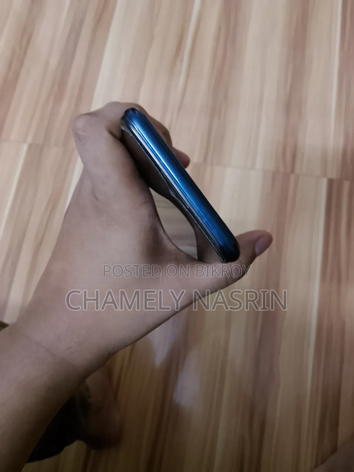 Vivo Y11 ৩২ জিবি নীল