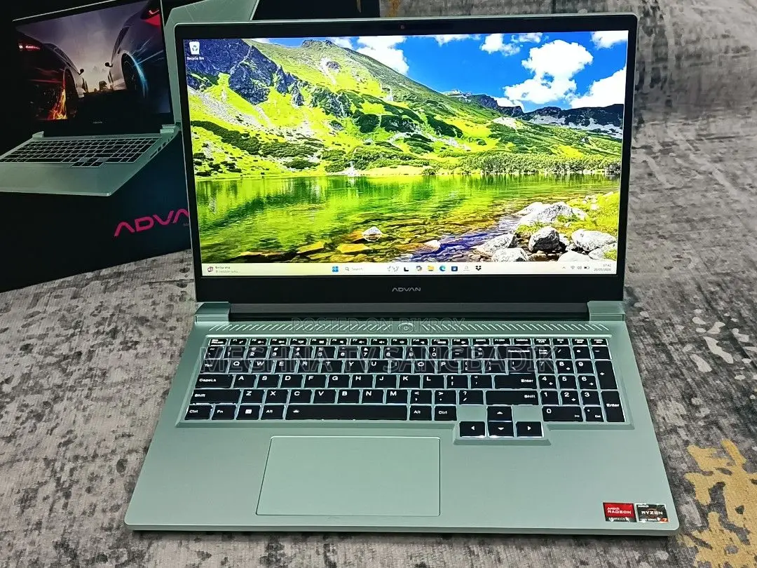 Laptop Asus 4GB Intel SSD 500GB