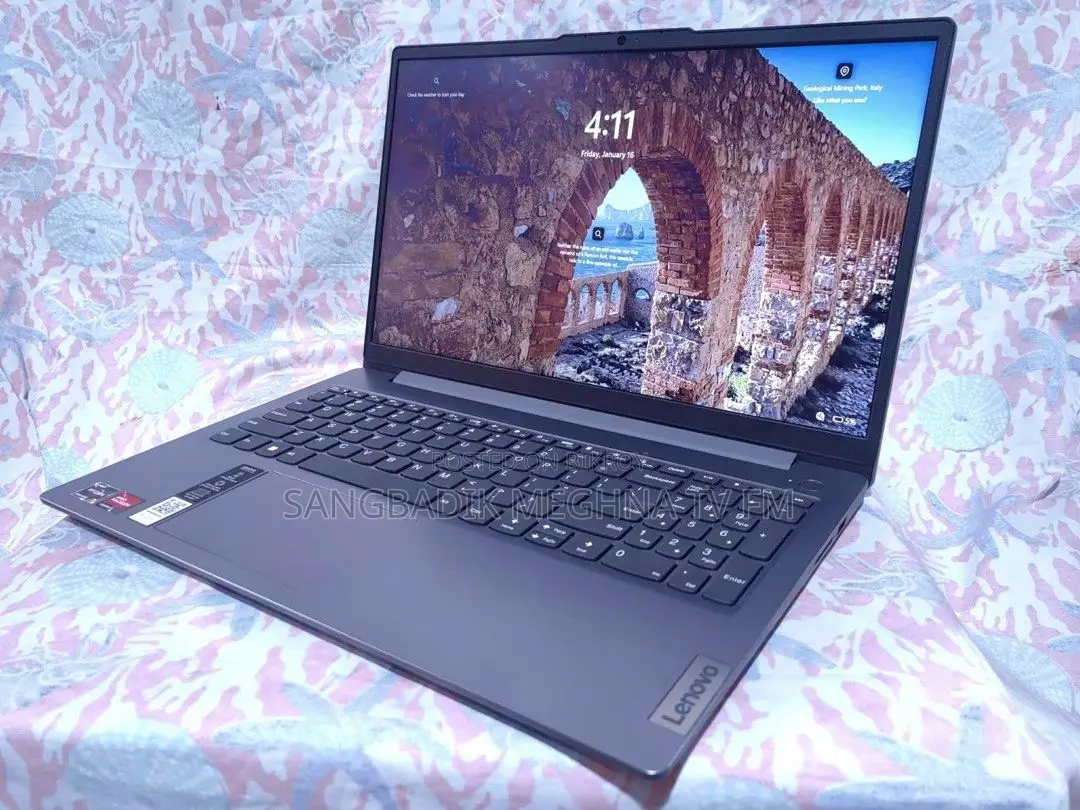 Laptop Lenovo 8GB AMD Ryzen SSD 512GB
