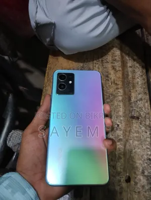 Vivo 128 GB Green