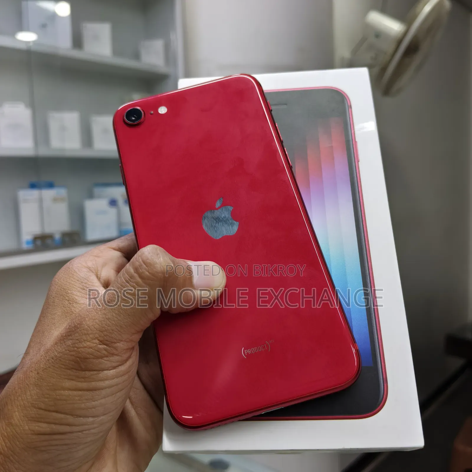 Apple iPhone SE (2020) 64 GB Red