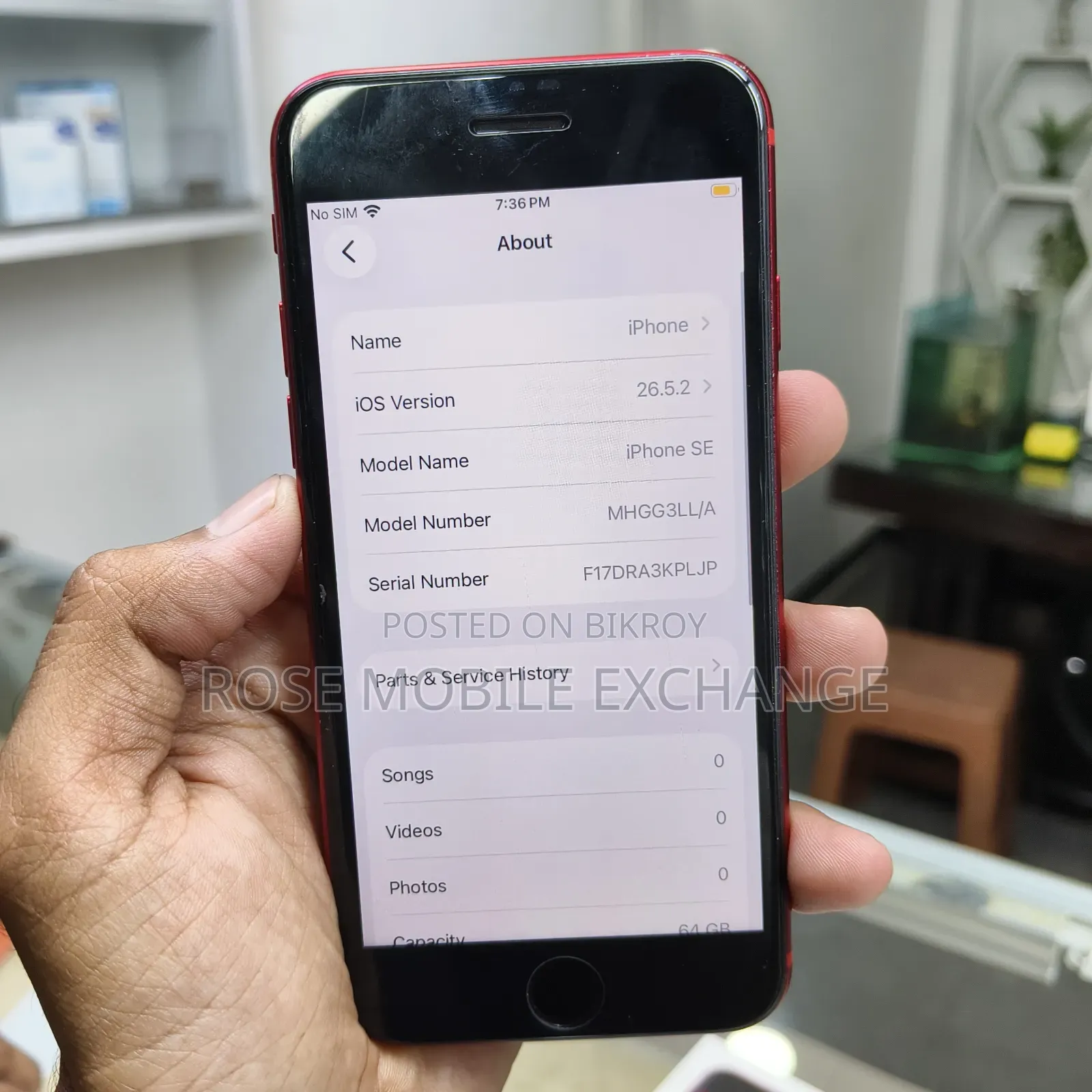 Apple iPhone SE (2020) 64 GB Red