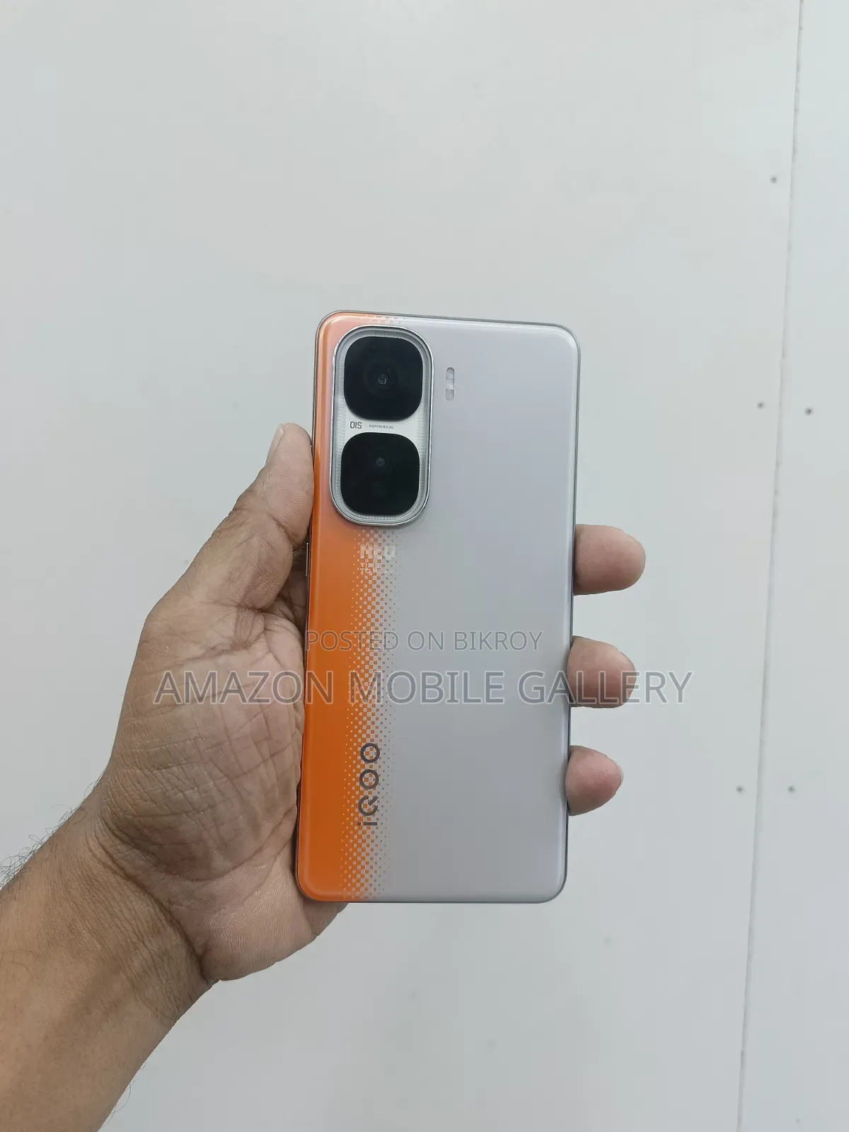 iQOO 256 GB Orange