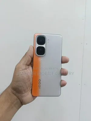 iQOO 256 GB Orange