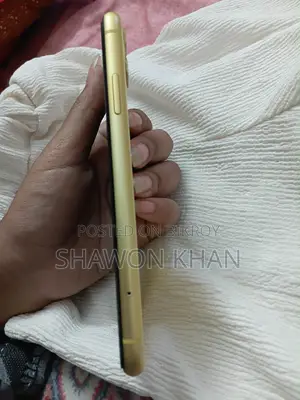 Apple iPhone 11 128 GB Yellow