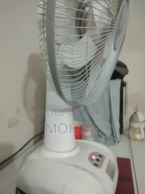 ডিফেন্ডার রিচার্জেবল ফ্যান