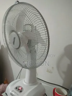 ডিফেন্ডার রিচার্জেবল ফ্যান