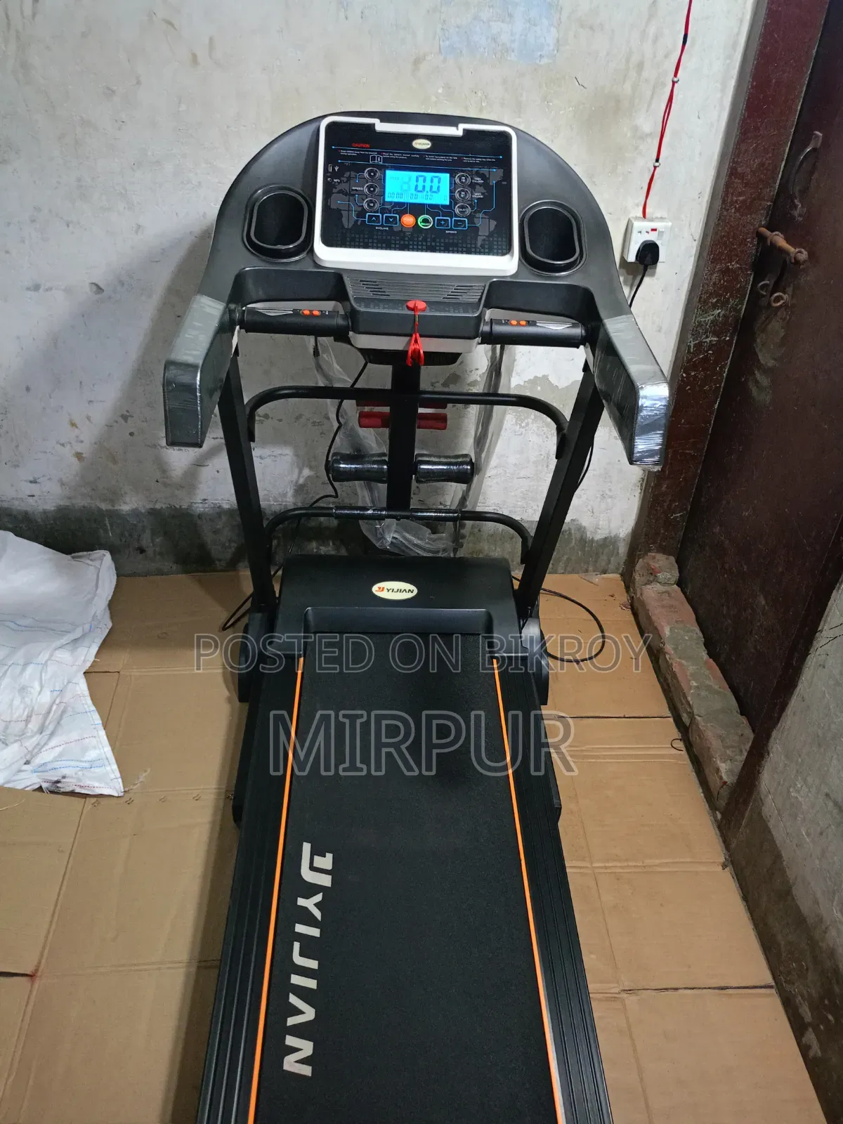 Yijian Multifunctional Double Motor Treadmill
